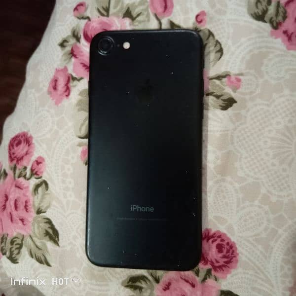 iPhone 7  256GB PTA proof  03044251337 1