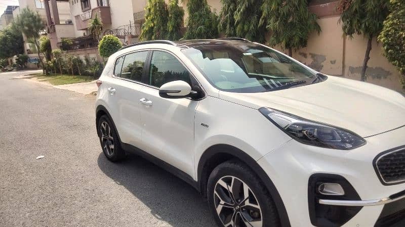 KIA Sportage all wheel drive full option bater Honda brv Toyota Suzuki 1