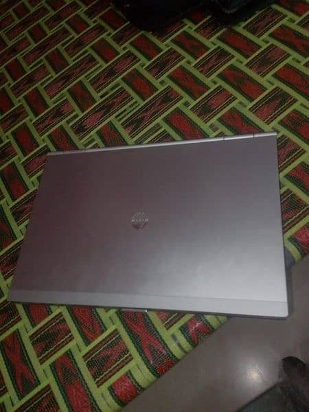 I am selling my HP elite book laptop core i5 3rd generation 1