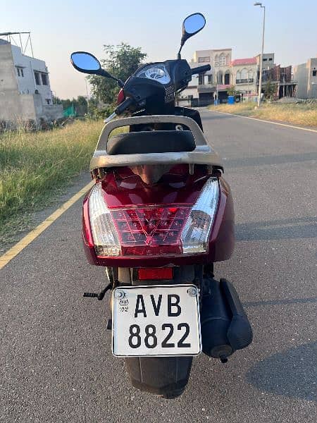 united scooty 100cc 3