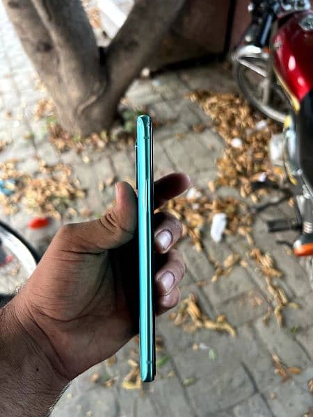 One plus 8t 6