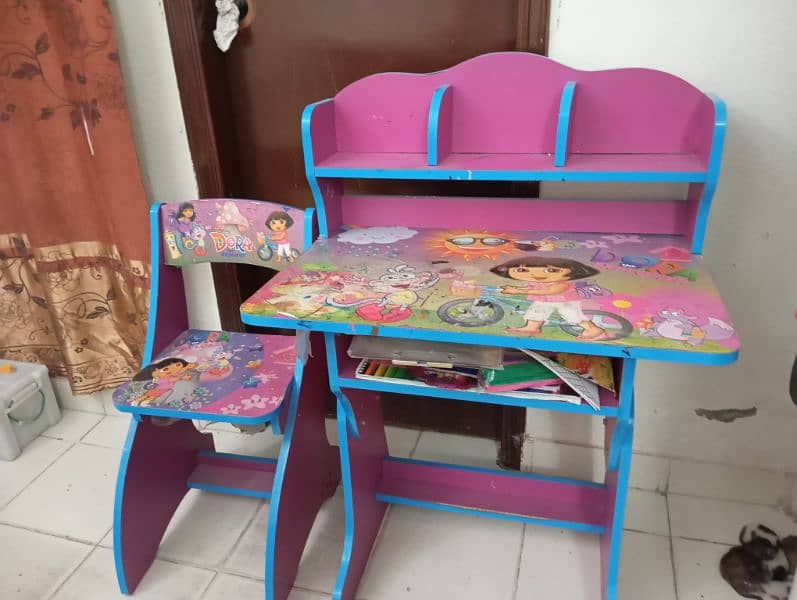 Kid study table 4