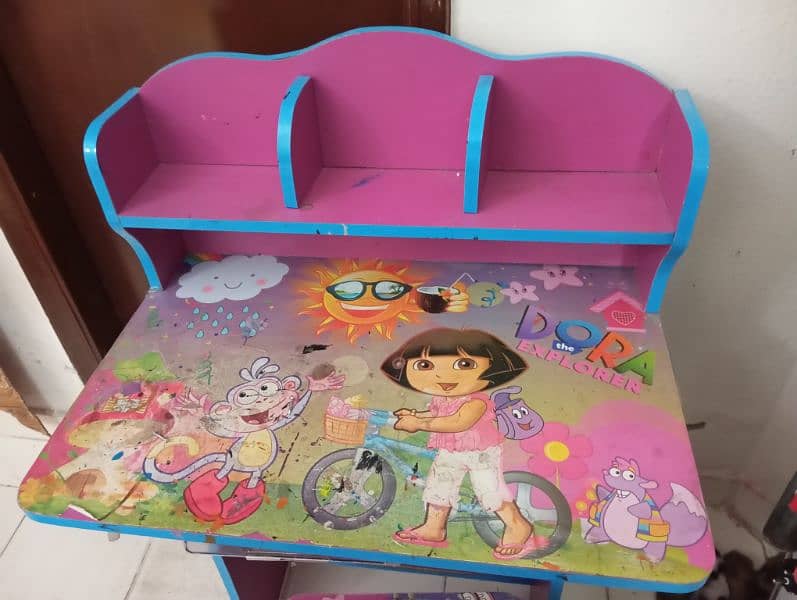 Kid study table 9