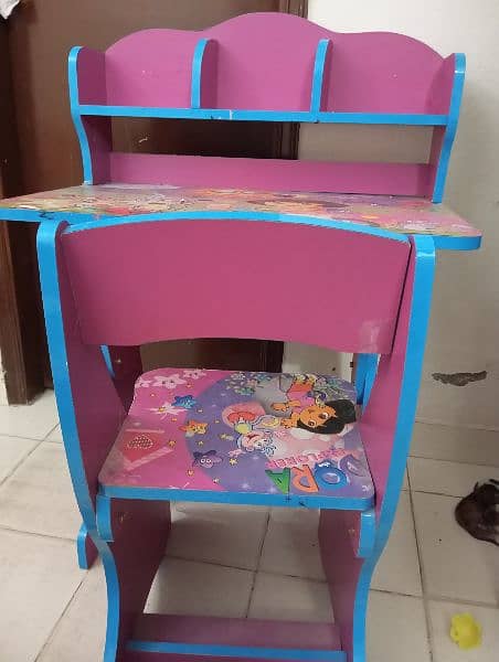 Kid study table 10