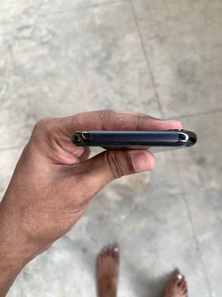 iPhone X (64gb) PTA Approved With Box 6