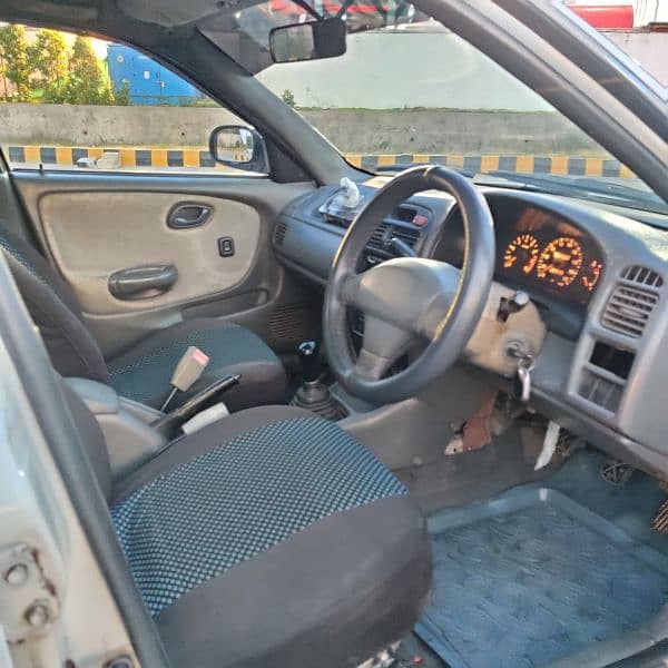 Suzuki Baleno 2000 10