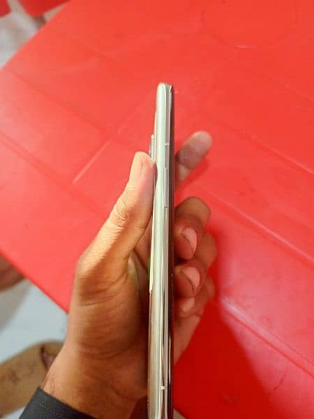 sell my one plus 9 pro 12/256 2