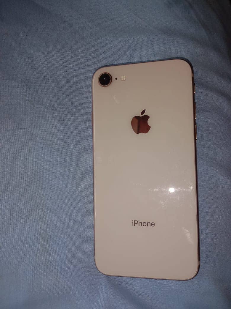 iPhone 8 non pta 1