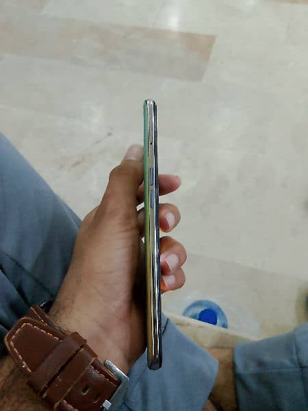 Oppo Reno 5 4