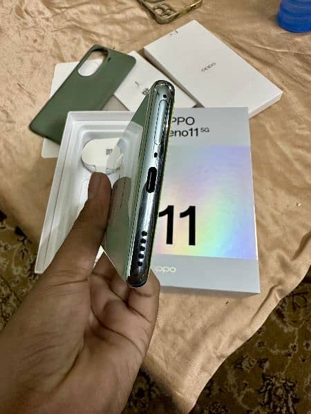 Oppo Reno 11 5G ( 12gb 256gb) Complete Box 5