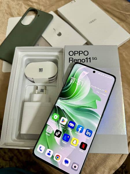 Oppo Reno 11 5G ( 12gb 256gb) Complete Box 7