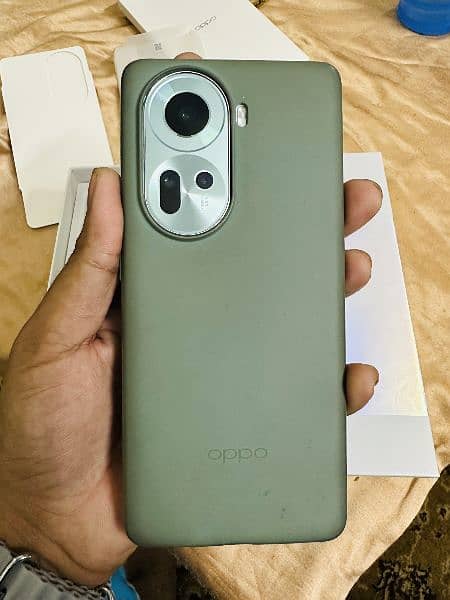 Oppo Reno 11 5G ( 12gb 256gb) Complete Box 18