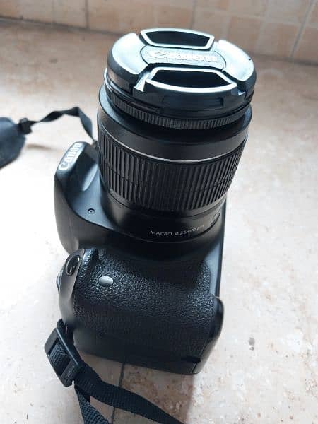 DSLR Canon 700d in mint condition 0