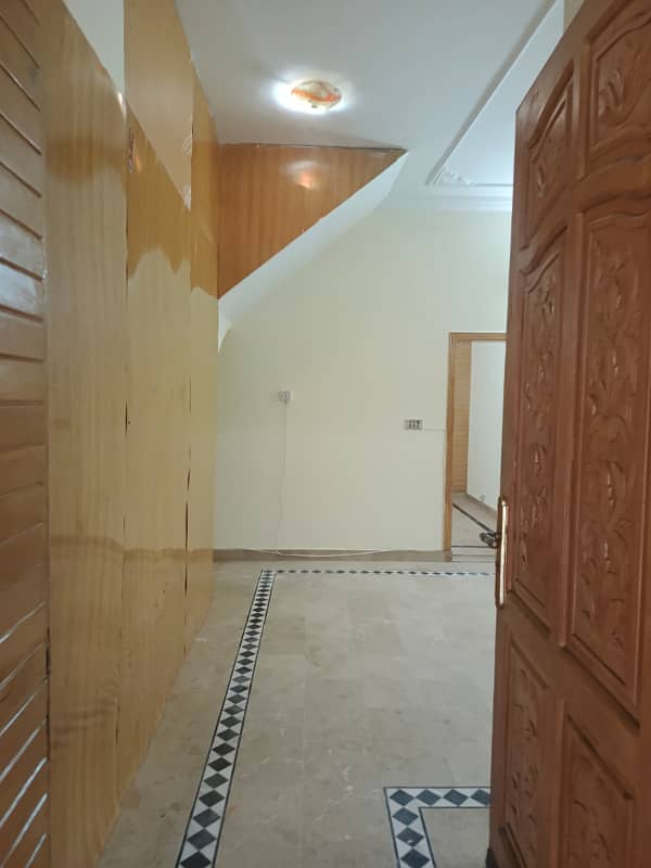 7 Marla Ground Portion For Rent In G-13 Islambad 11