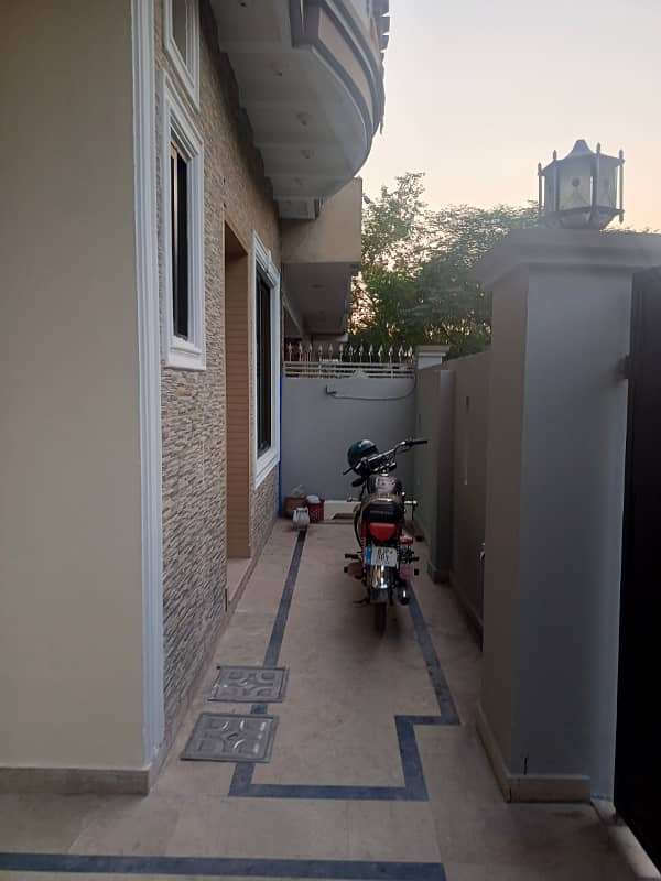 7 Marla Ground Portion For Rent In G-13 Islambad 12