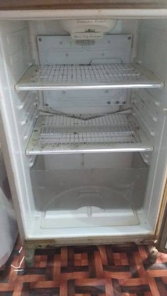 Dawlance Refrigerator Model 9166wbs 2