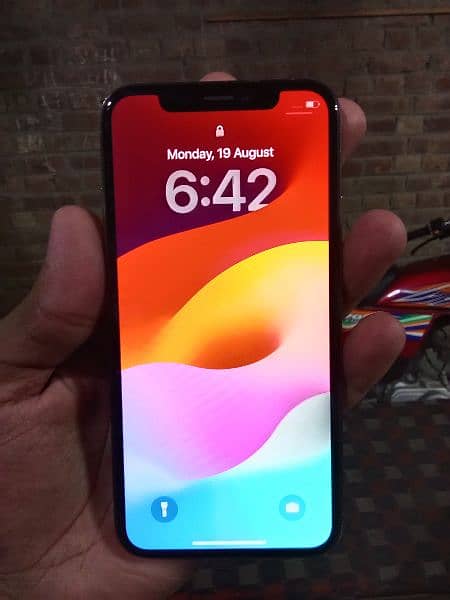 iphone xs (Exchange possible) 1