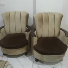 5 seater sofa set available 0