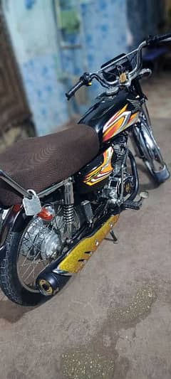 Honda 125 2022 model sukkur number