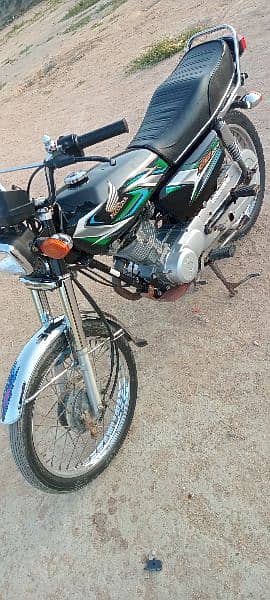 Honda 125 Model 2023 0333/85/72/395 13