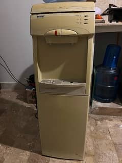 Selling used water dispenser