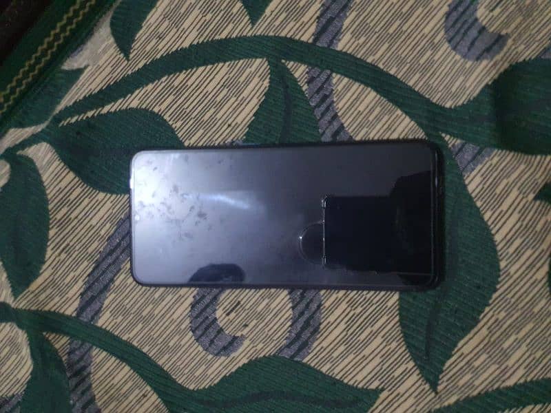 oppo f11 4 128 gb ha All okay phone box charge sath ha 3