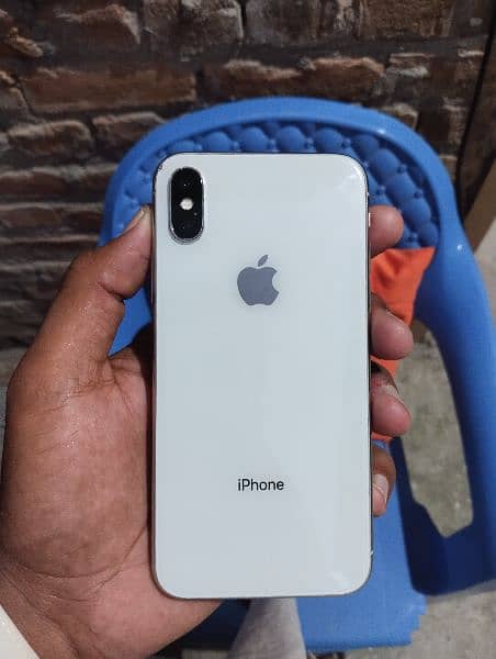 iphone x 64gb Factory unlock Betrry 77% 0