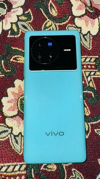 vivo X80 12gb Ram 256gb Room 2