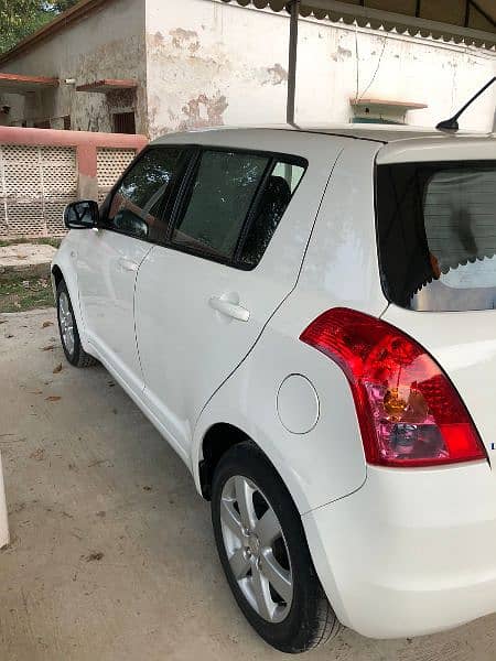 Suzuki Swift Automatic 2018 3