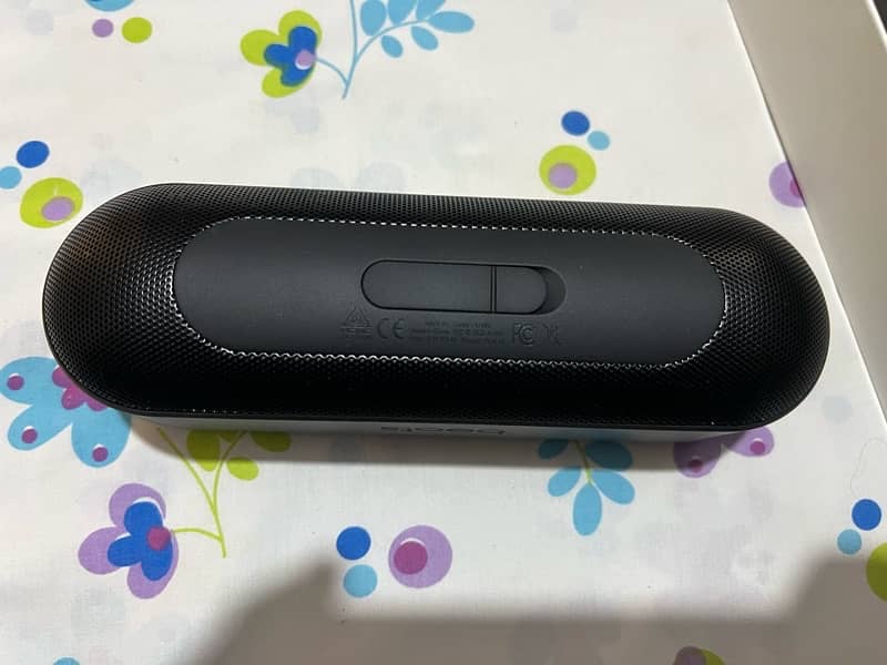 Beats Pill+ Original 8