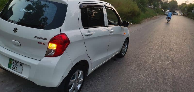 Suzuki Cultus VXL 2017 3