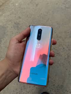 OnePlus 8 5G RAM 8GB ROM 128GB.