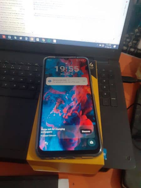 Realme C61 Fresh 10/10      6/128 4