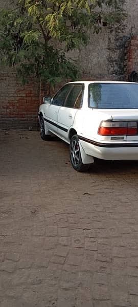 Toyota Corolla XE 1990 5