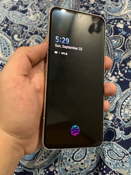 LG v60 5G 10/10 condition 9