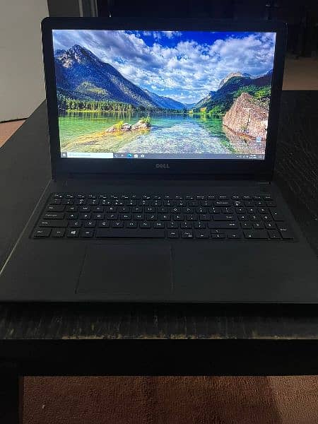 DELL vostro 1