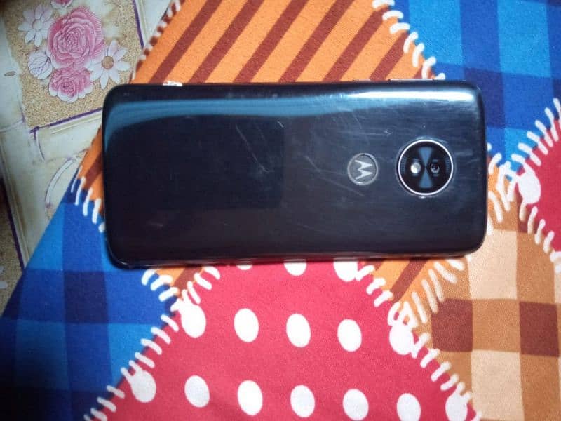 urjant sall moto G6 play 3