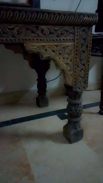 Antique table for Sale 0