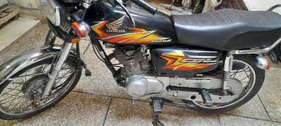 Honda 125 Black colour 0