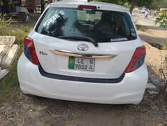 Toyota Vitz 2011