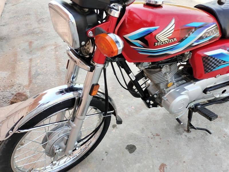 Honda 125. for seal 2024 good condition 10/10 7