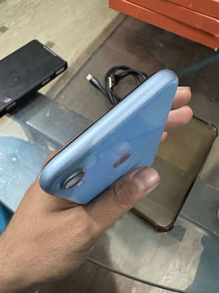 iPhone XR 64gb Non PTA 5