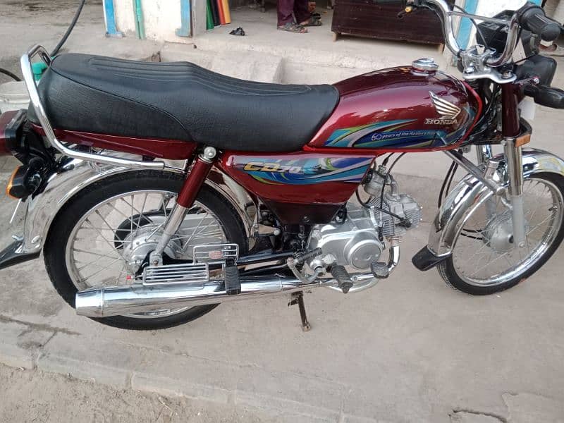 Honda cd 70cc model 2023/24 3