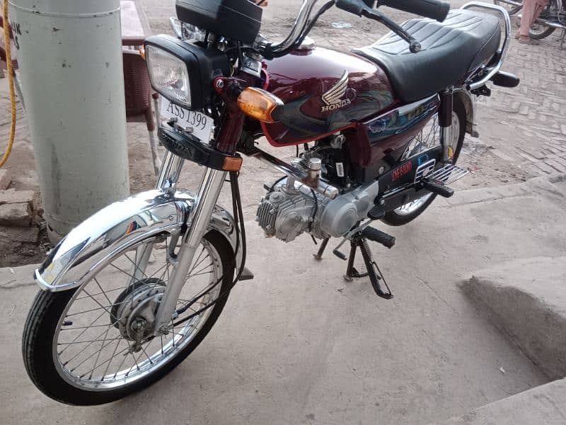 Honda cd 70cc model 2023/24 5