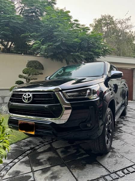 2021 Toyota Hilux Revo V in Brand New Condition 0