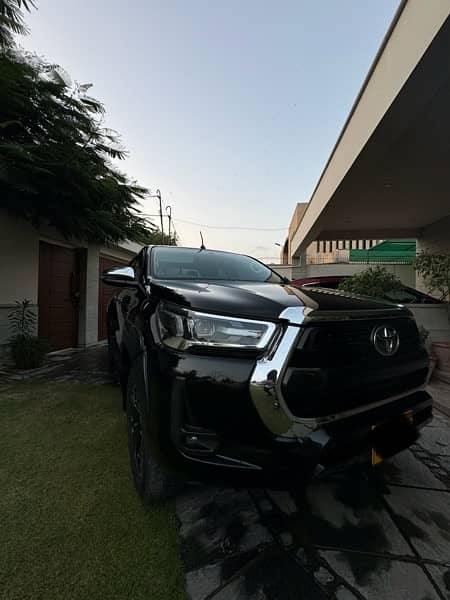 2021 Toyota Hilux Revo V in Brand New Condition 3