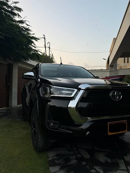 2021 Toyota Hilux Revo V in Brand New Condition 5