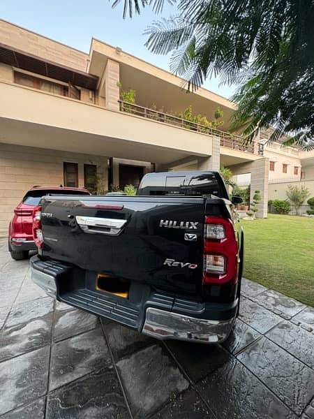 2021 Toyota Hilux Revo V in Brand New Condition 8