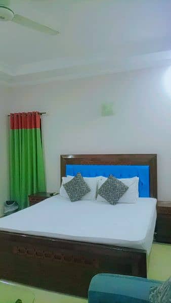 Rooms  Daily Weekly Monthly f-6 Near Super Market Single  Sharing 6