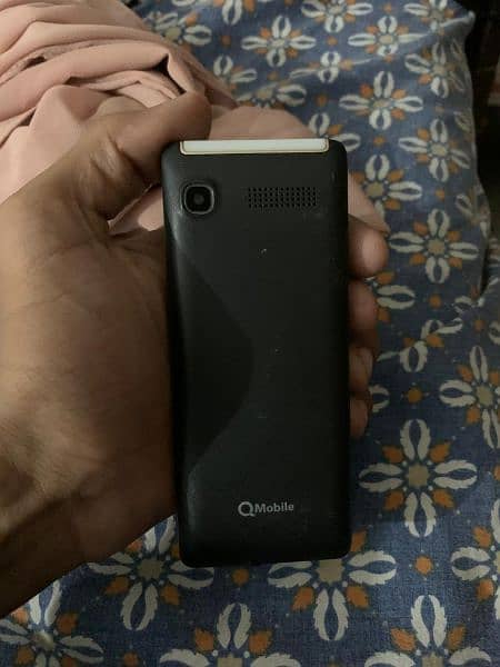 q mobile 1